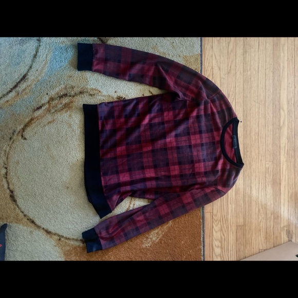 Clothes - Picture 13 of 16